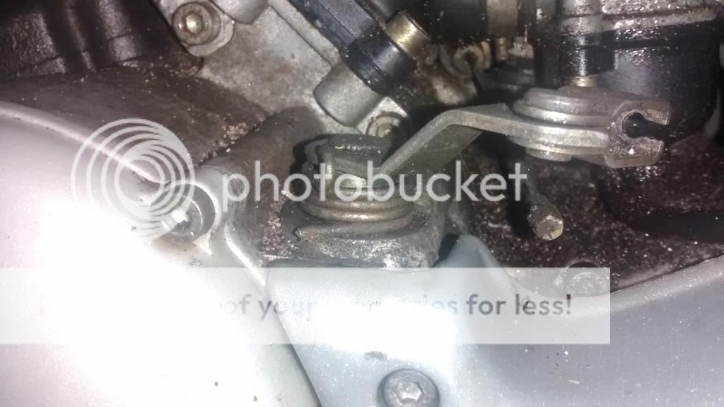 clutch arm keeps popping up